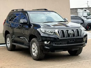 Toyota Land Cruiser Prado 2018 Black