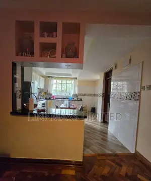 5bdrm House in Katani Rd for sale