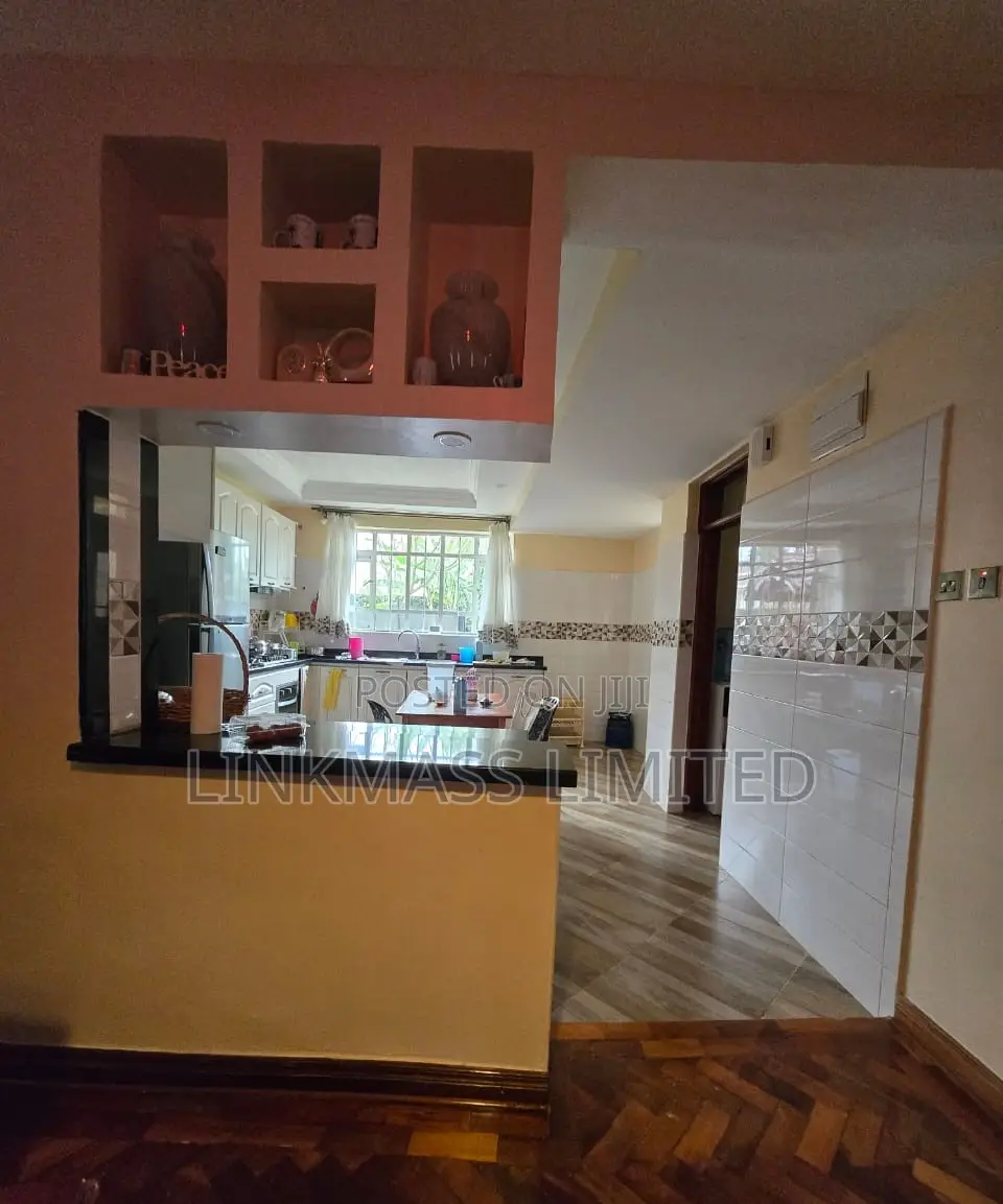 5bdrm House in Katani Rd for sale