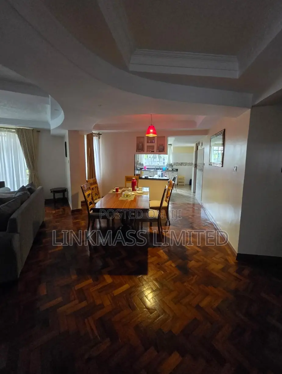 5bdrm House in Katani Rd for sale