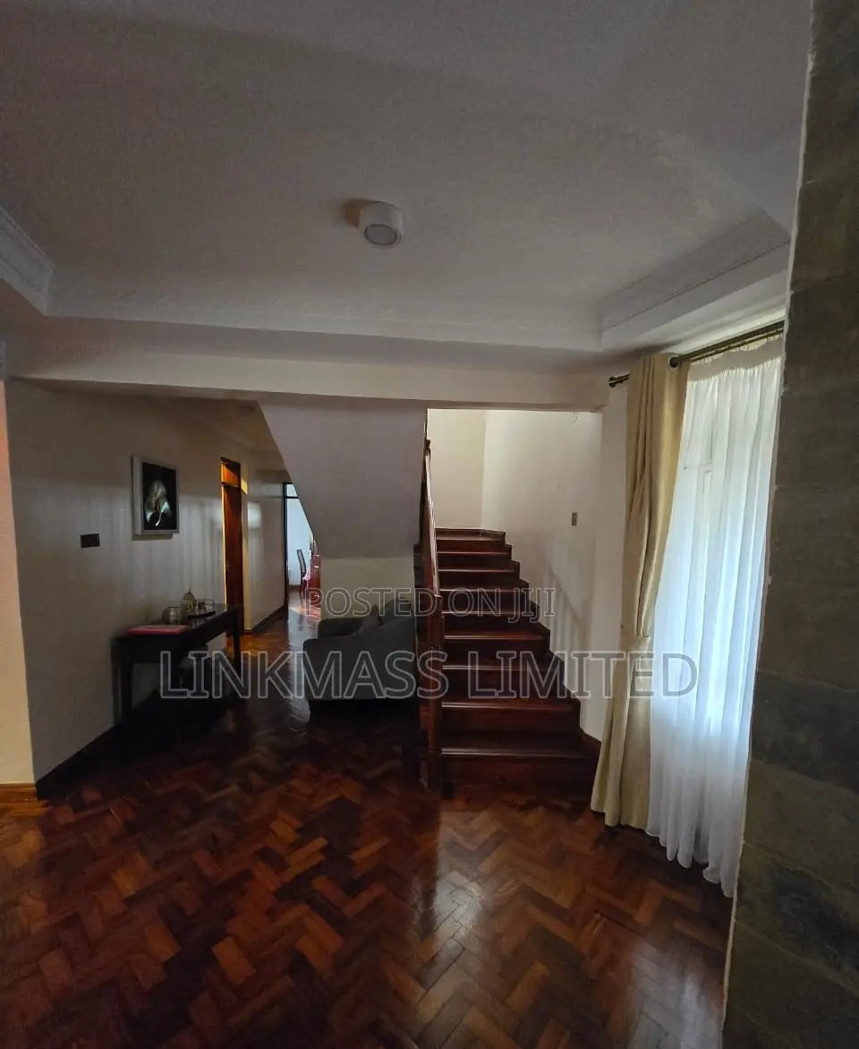 5bdrm House in Katani Rd for sale
