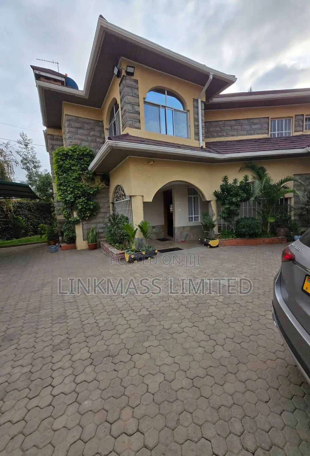 5bdrm House in Katani Rd for sale