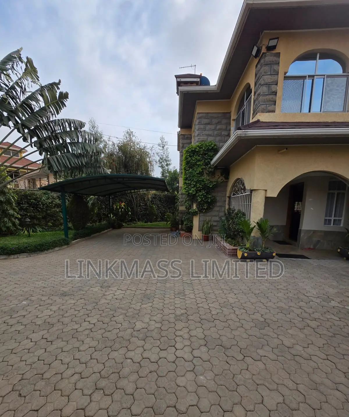 5bdrm House in Katani Rd for sale
