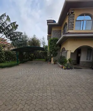 5bdrm House in Katani Rd for sale