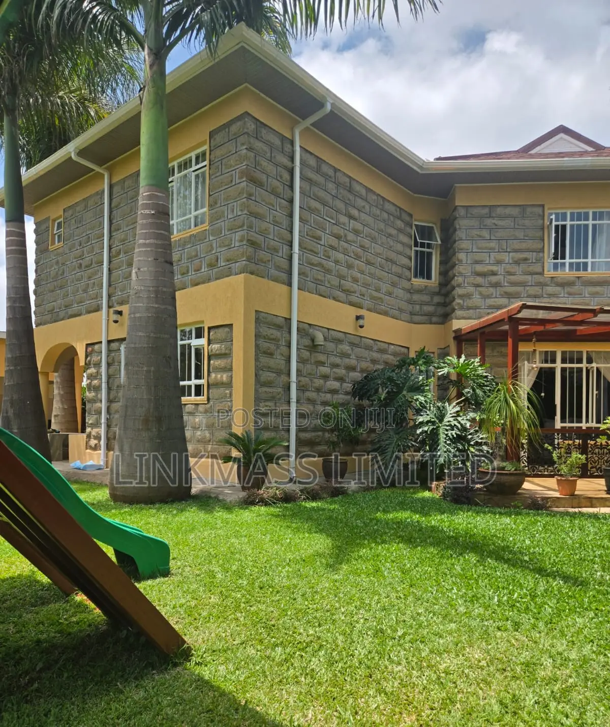 5bdrm House in Katani Rd for sale