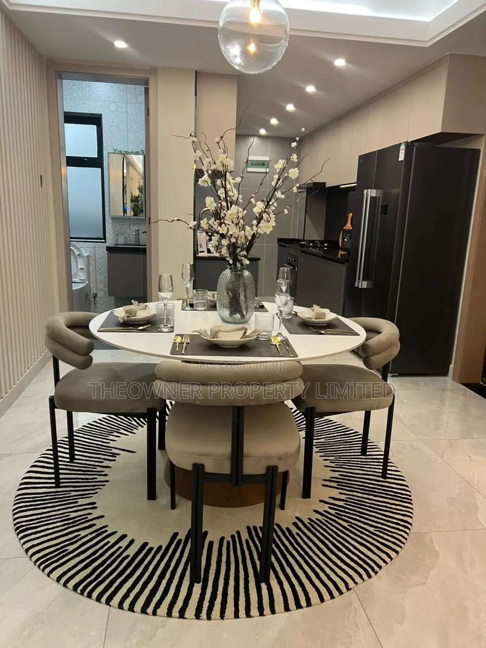 3bdrm Apartment in Westland, Westlands for sale