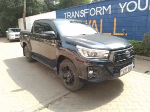 Toyota Hilux 2019 Black