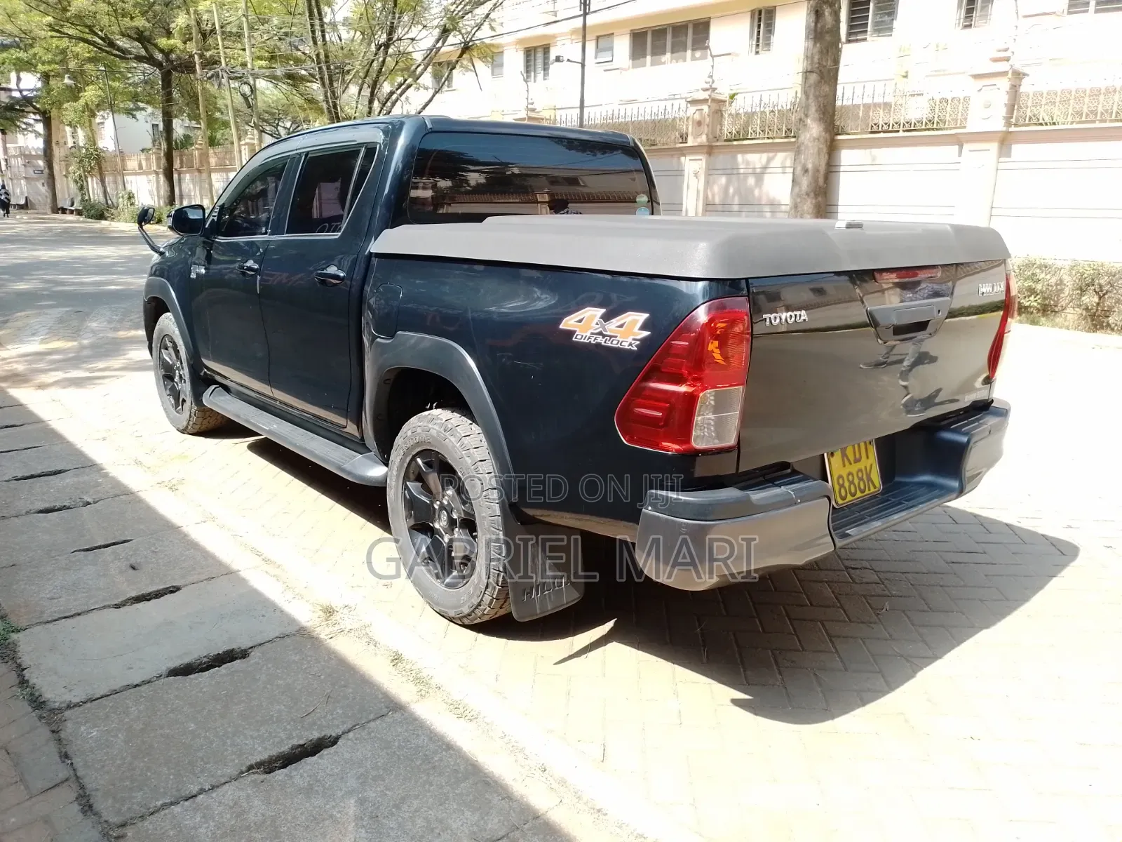 Toyota Hilux 2019 Black