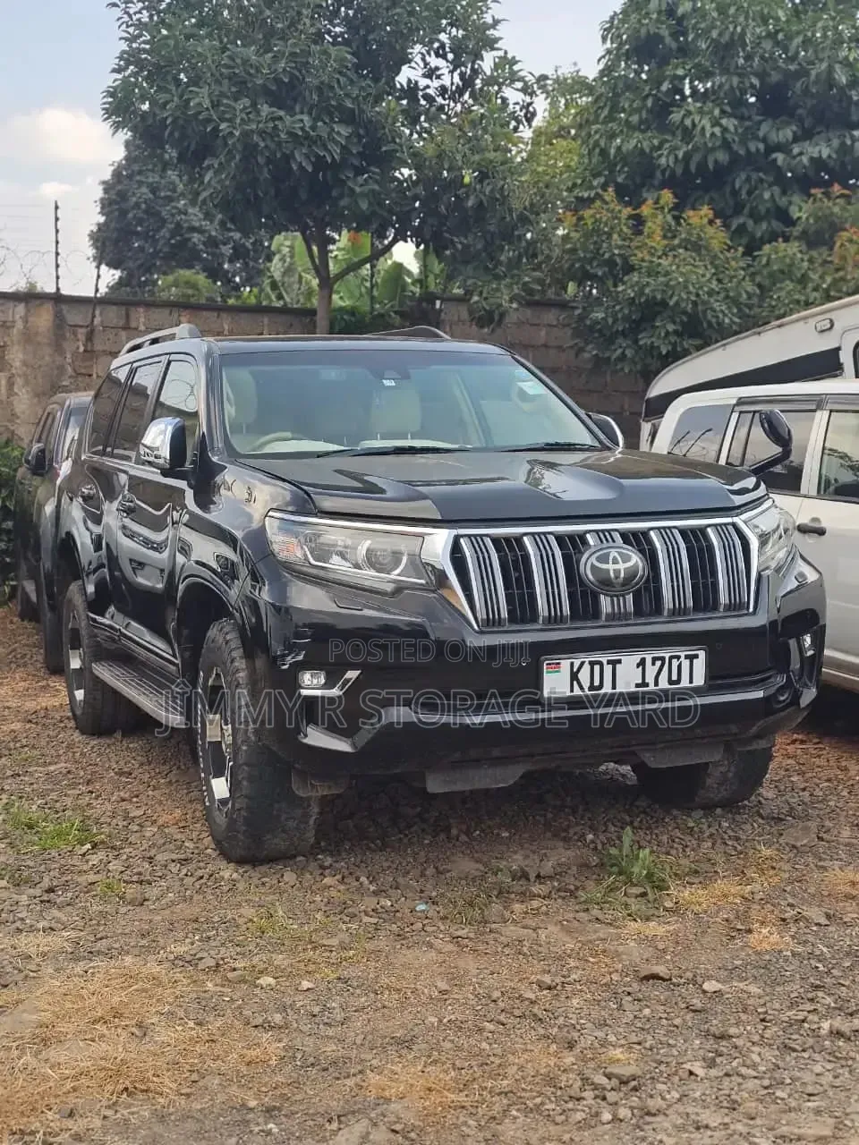 Toyota Land Cruiser Prado 2017 Black