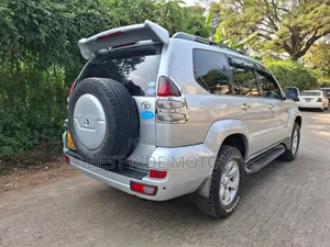 Toyota Land Cruiser Prado 3.0 D-4D 5dr 2006 Gray