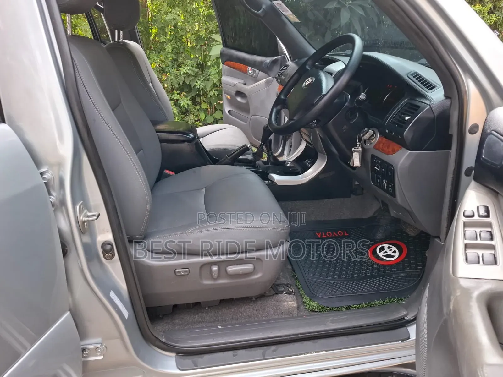 Toyota Land Cruiser Prado 3.0 D-4D 5dr 2006 Gray