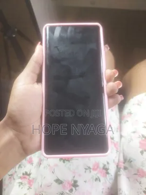 Tecno Camon 40 Pro 5G 256 GB Silver