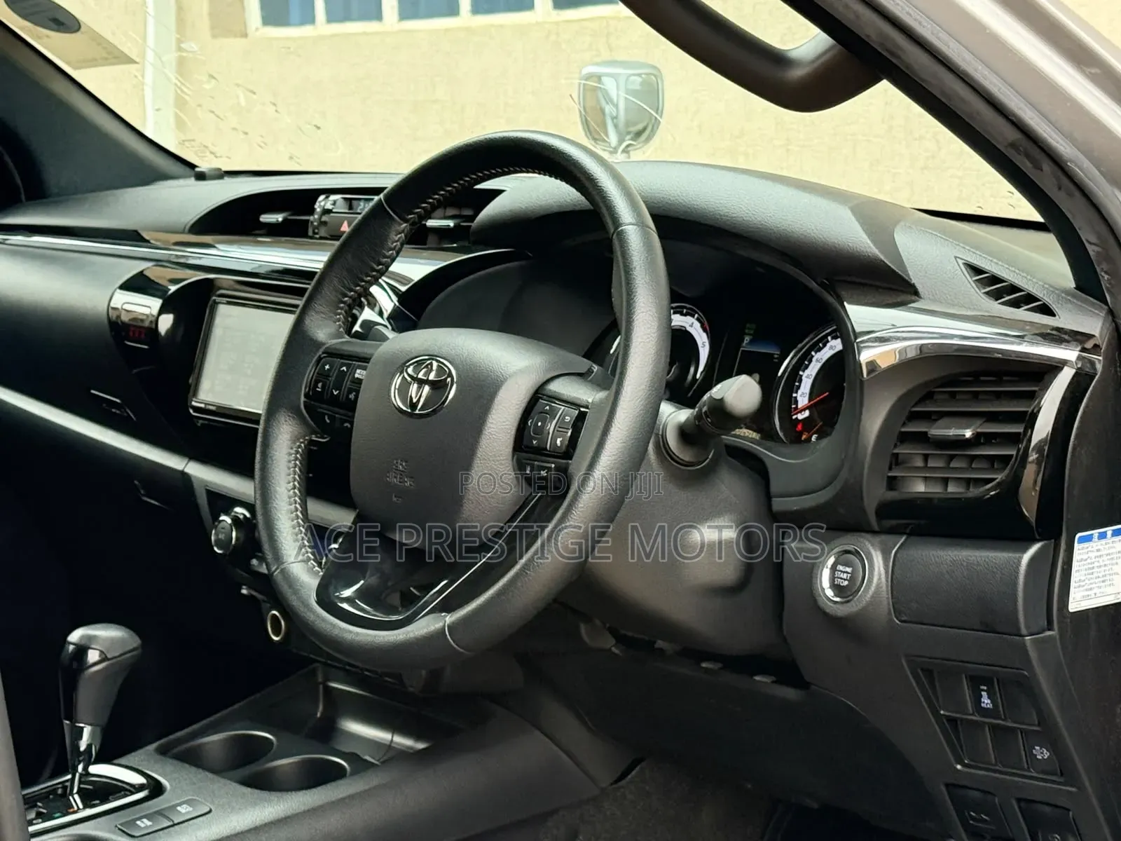 Toyota Hilux 2.4 Diesel 2020 Silver