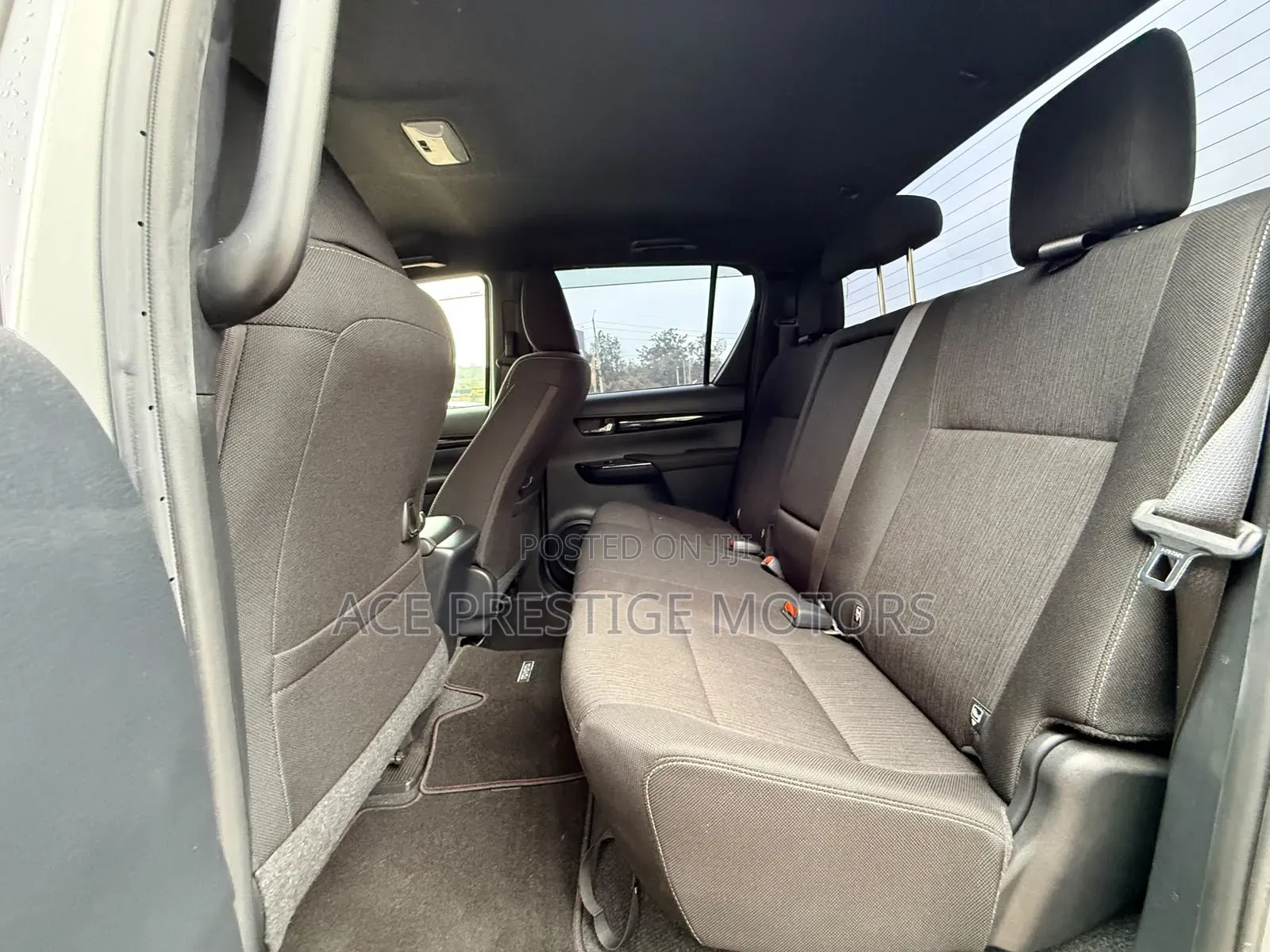 Toyota Hilux 2.4 Diesel 2020 Silver