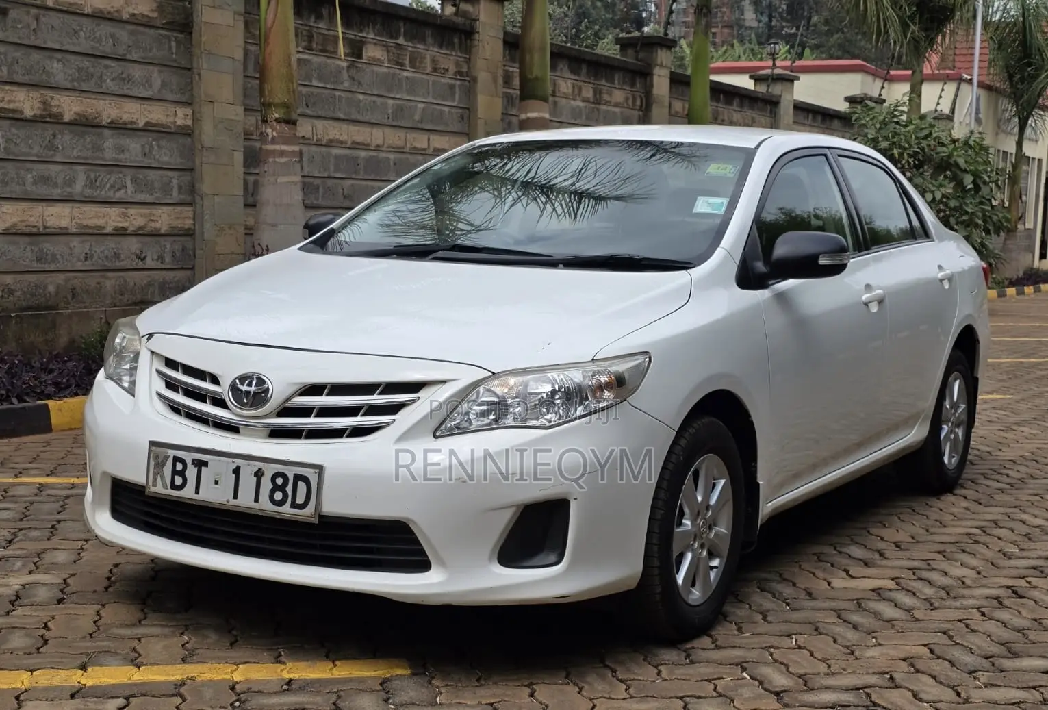 Toyota Corolla 2012 White