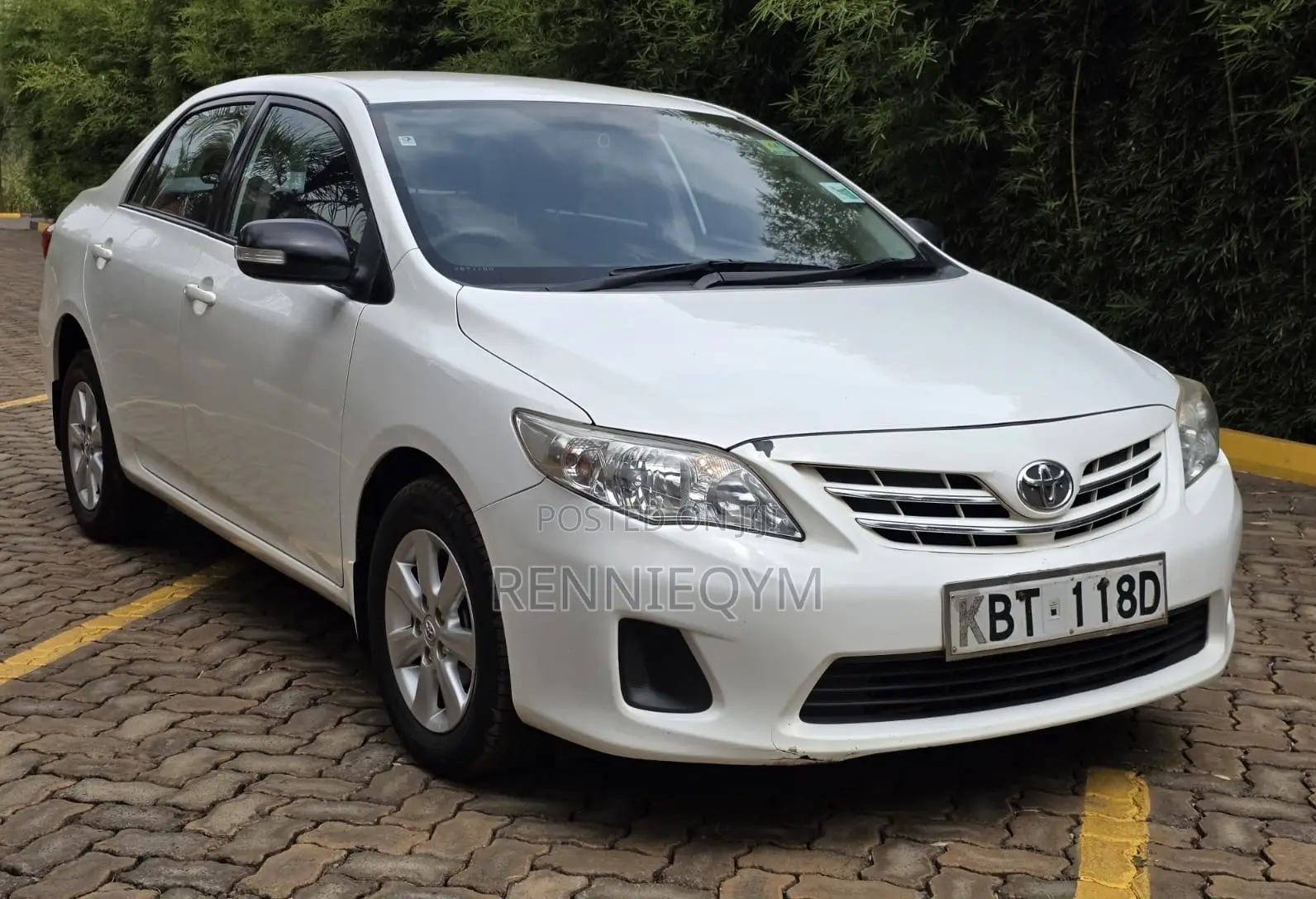 Toyota Corolla 2012 White