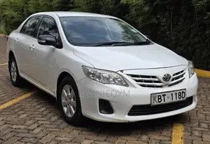 Toyota Corolla 2012 White