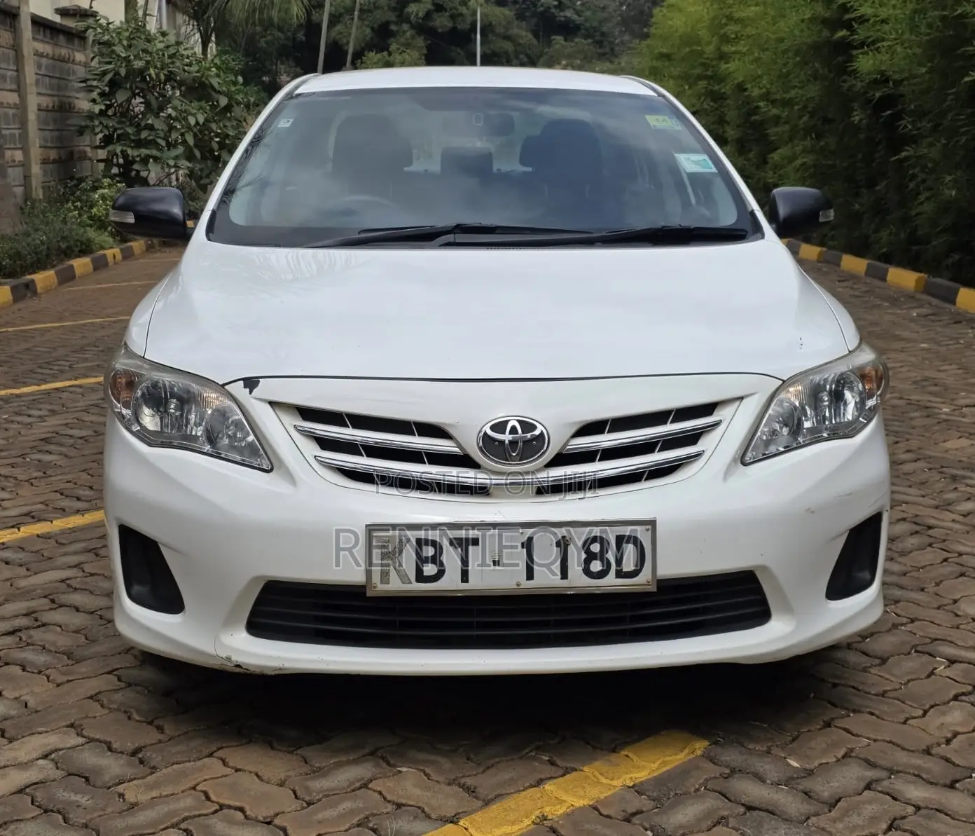 Toyota Corolla 2012 White