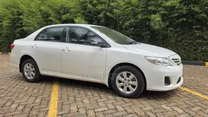 Toyota Corolla 2012 White