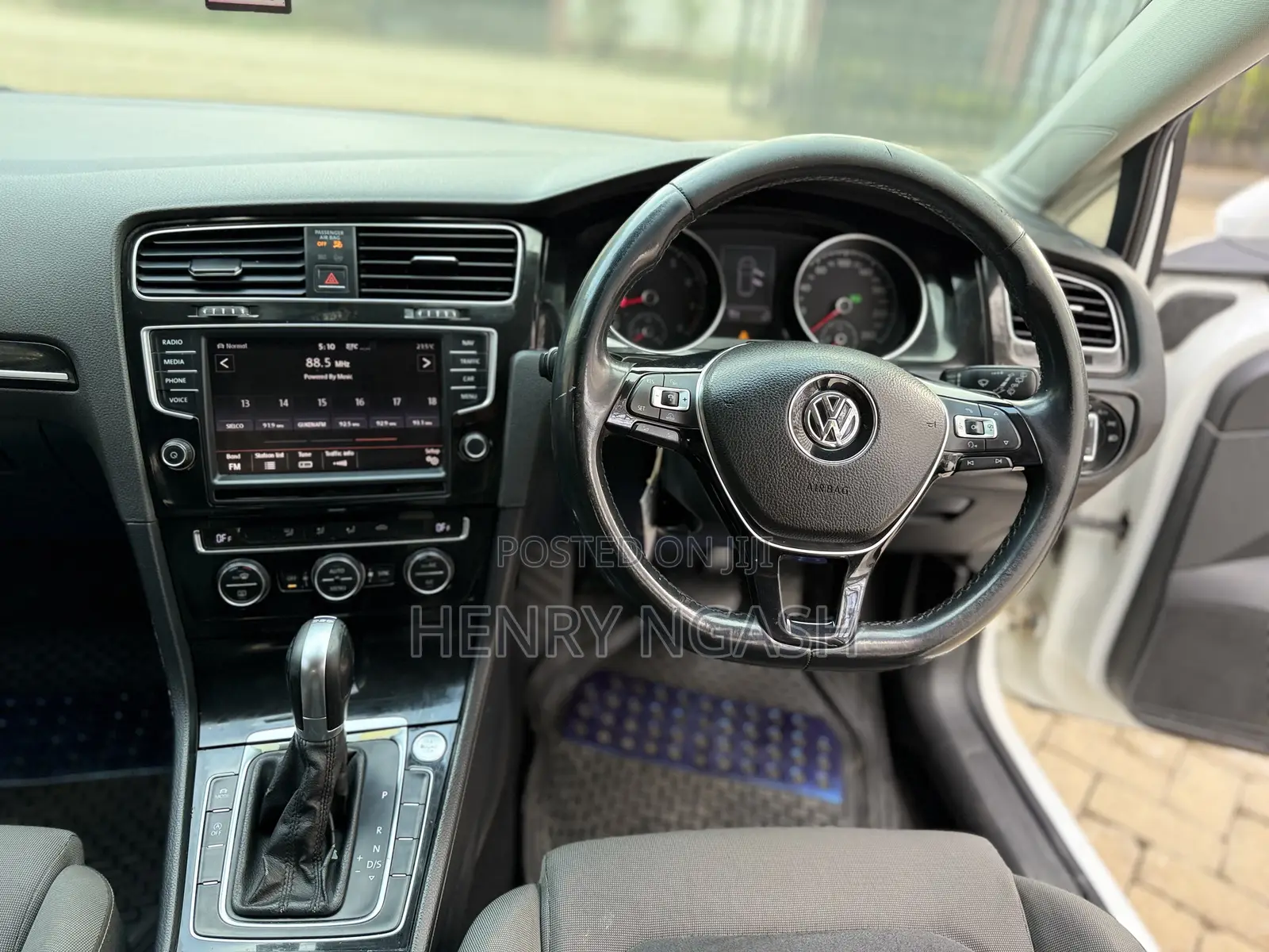 Volkswagen Golf 2015 White