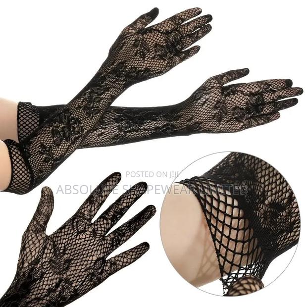 Lace Gloves - main view
