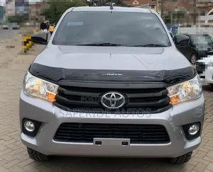 Toyota Hilux 2019 Gray