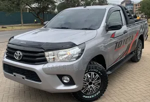 Toyota Hilux 2019 Gray