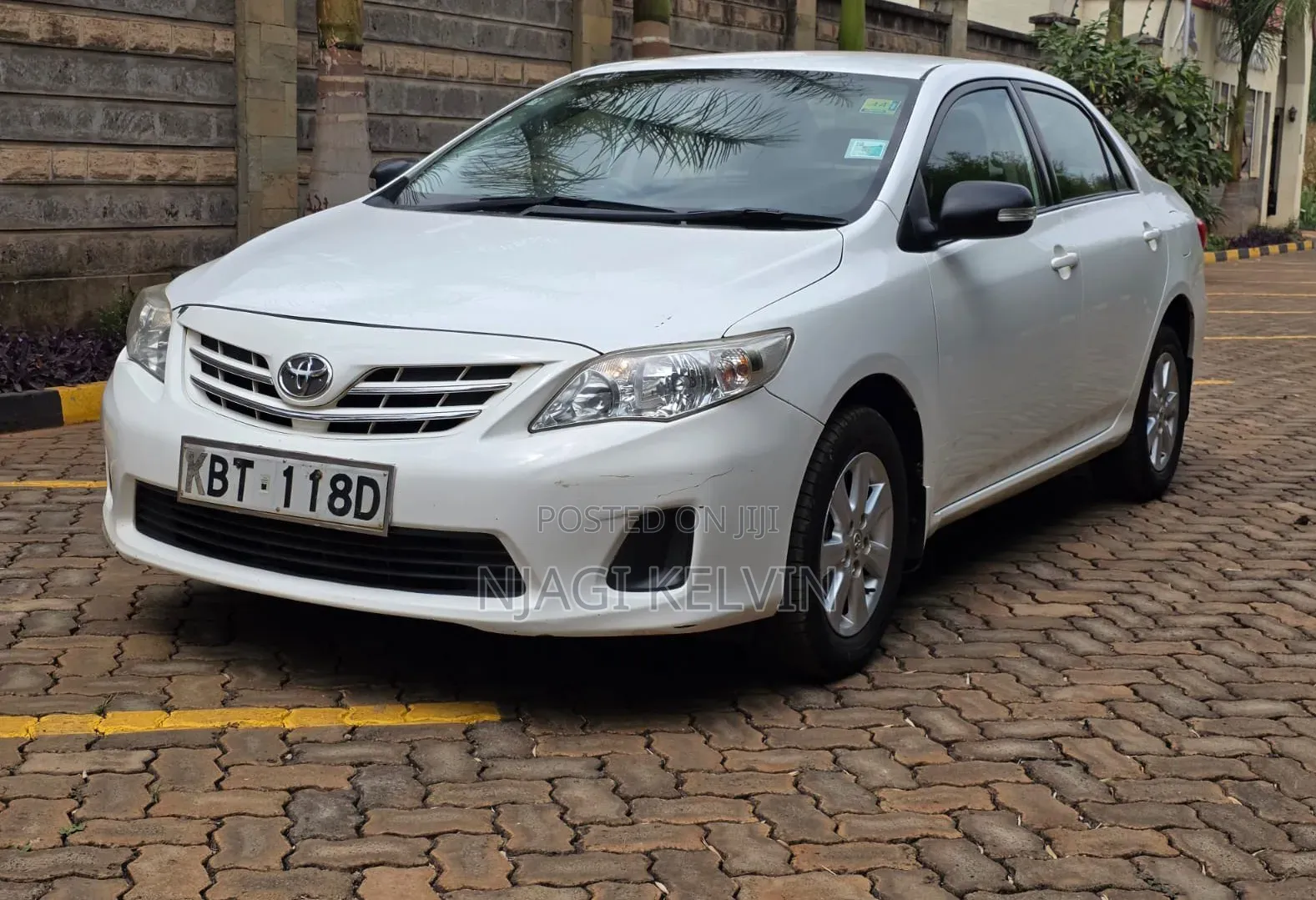 Toyota Corolla 2012 White