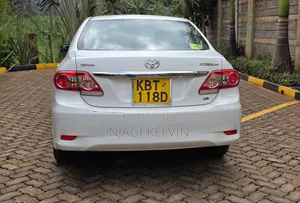 Toyota Corolla 2012 White