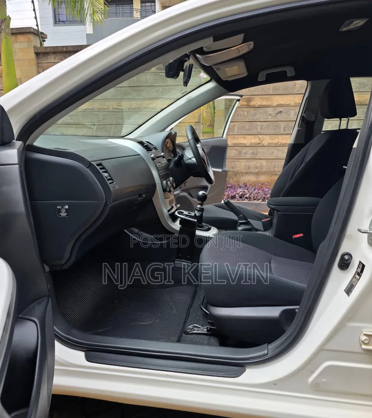 Toyota Corolla 2012 White