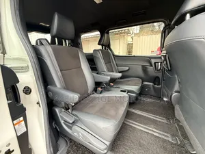 Toyota Noah 2.0 FWD (7 Seater) 2019 White