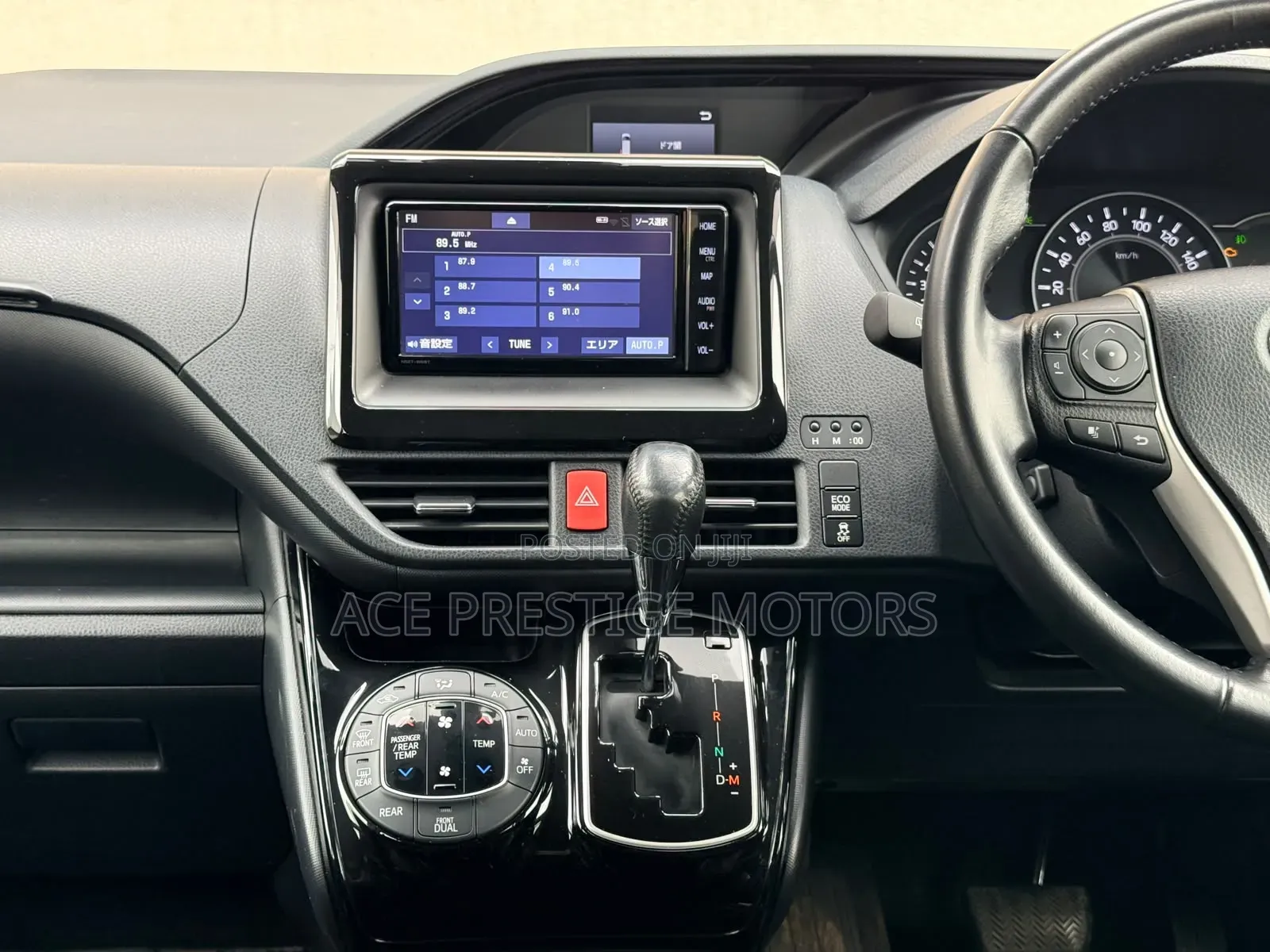 Toyota Noah 2.0 FWD (7 Seater) 2019 White