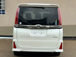 Toyota Noah 2.0 FWD (7 Seater) 2019 White