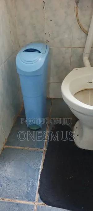 Sanitary Bins for Sale. 17 PCS