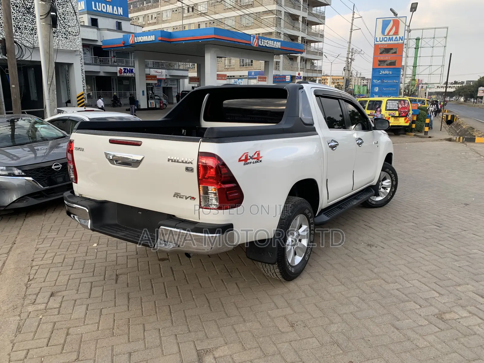 Toyota Hilux Revo Double Cab Deisel 2.8 AWD 2019 White