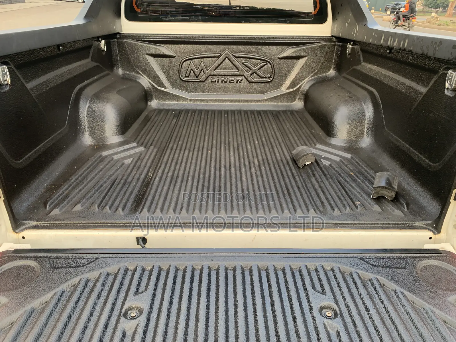 Toyota Hilux Revo Double Cab Deisel 2.8 AWD 2019 White