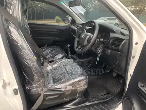 Toyota Hilux Revo Single Cab Deisel 2.4 RWD 2019 White