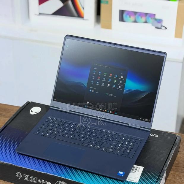 Laptop Dell Allenware M15 R5 32GB Intel Core Ultra 9 SSD 2T - main view