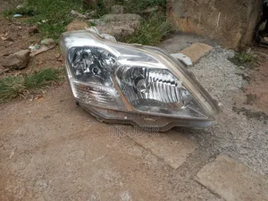 Premio 260 Right Side Headlamp