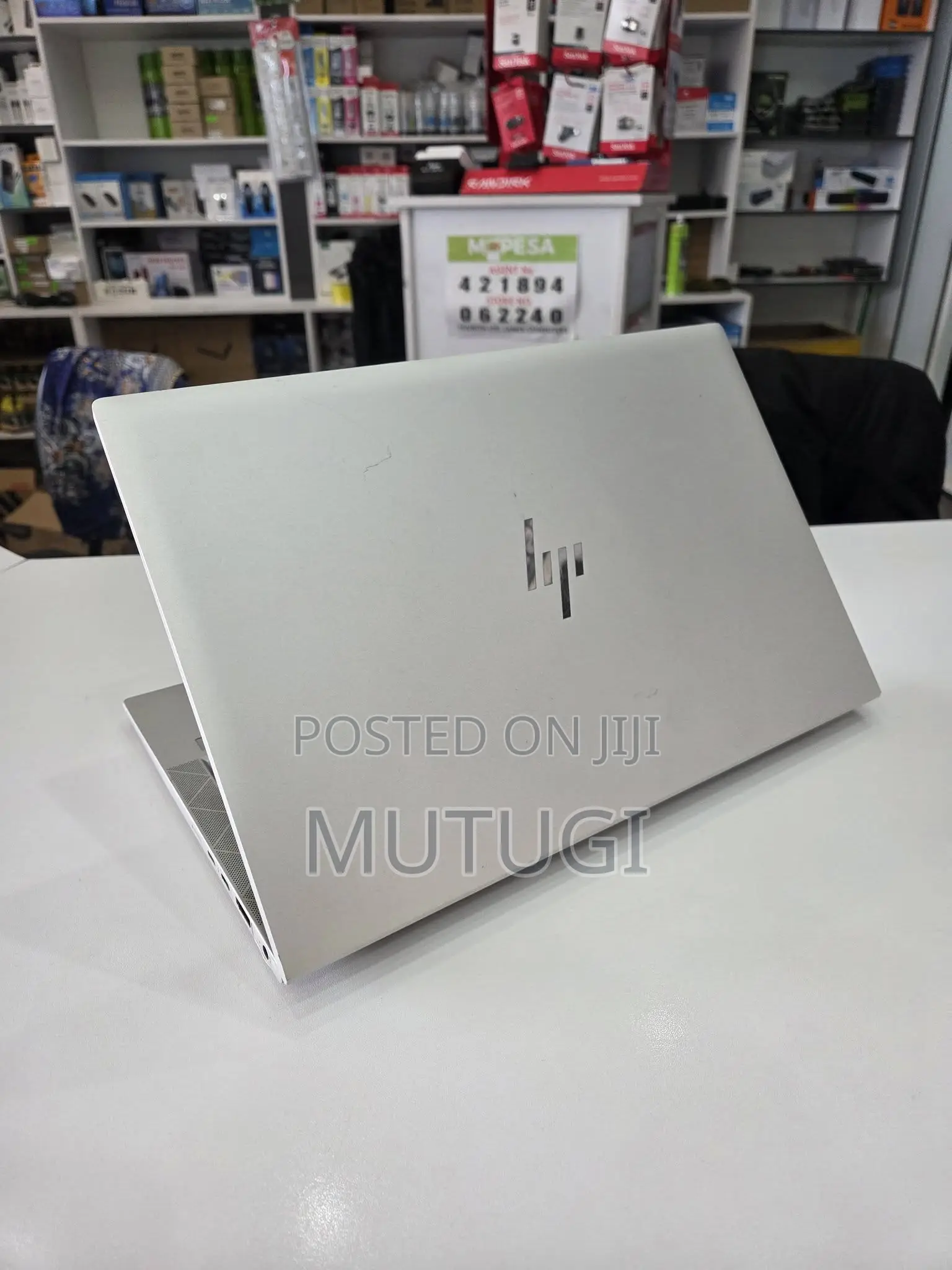 New Laptop HP EliteBook 830 G8 16GB Intel Core i7 SSD 512GB