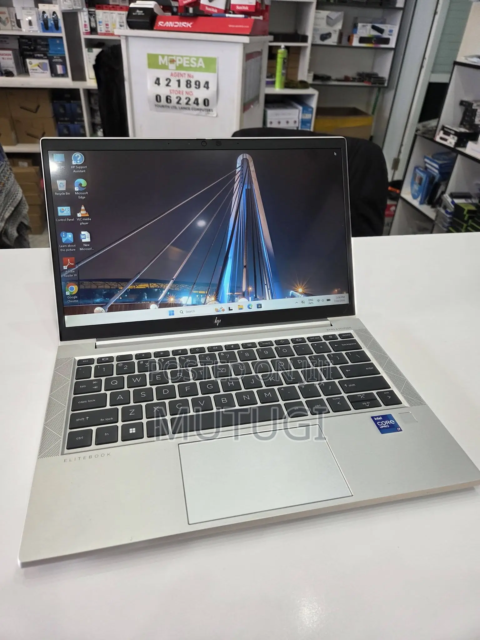 New Laptop HP EliteBook 830 G8 16GB Intel Core i7 SSD 512GB