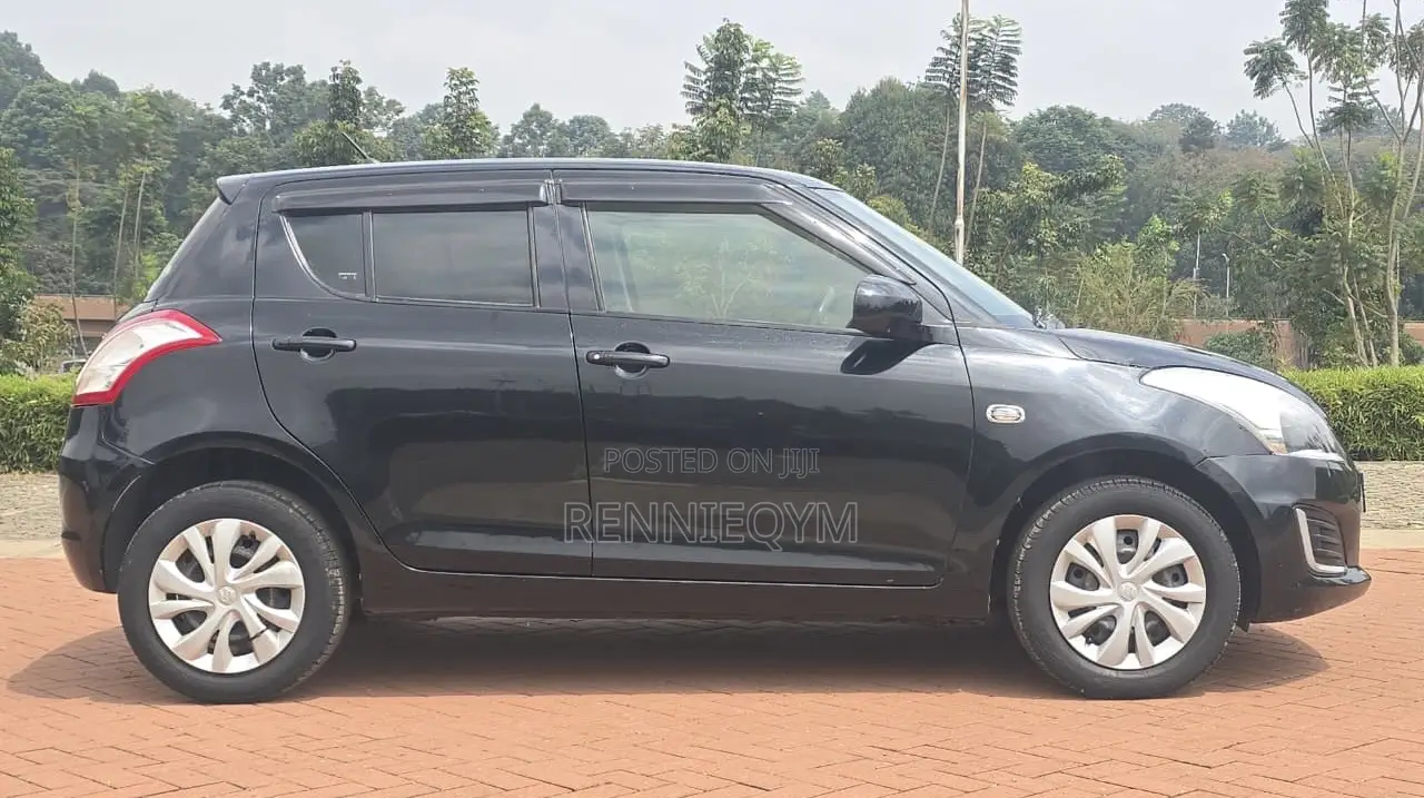 Suzuki Swift 2015 Black