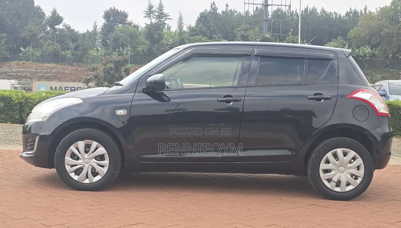 Suzuki Swift 2015 Black