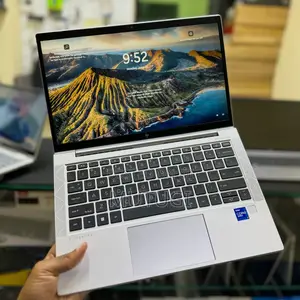 New Laptop HP EliteBook 830 G8 16GB Intel Core i7 SSD 512GB