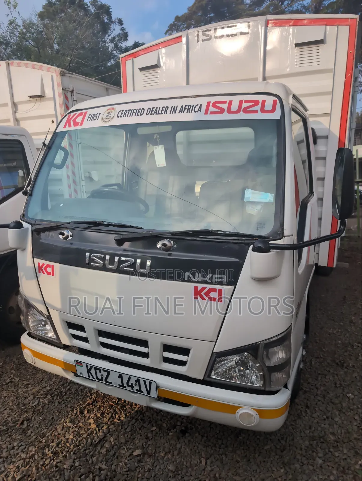Isuzu NMR 2020 White