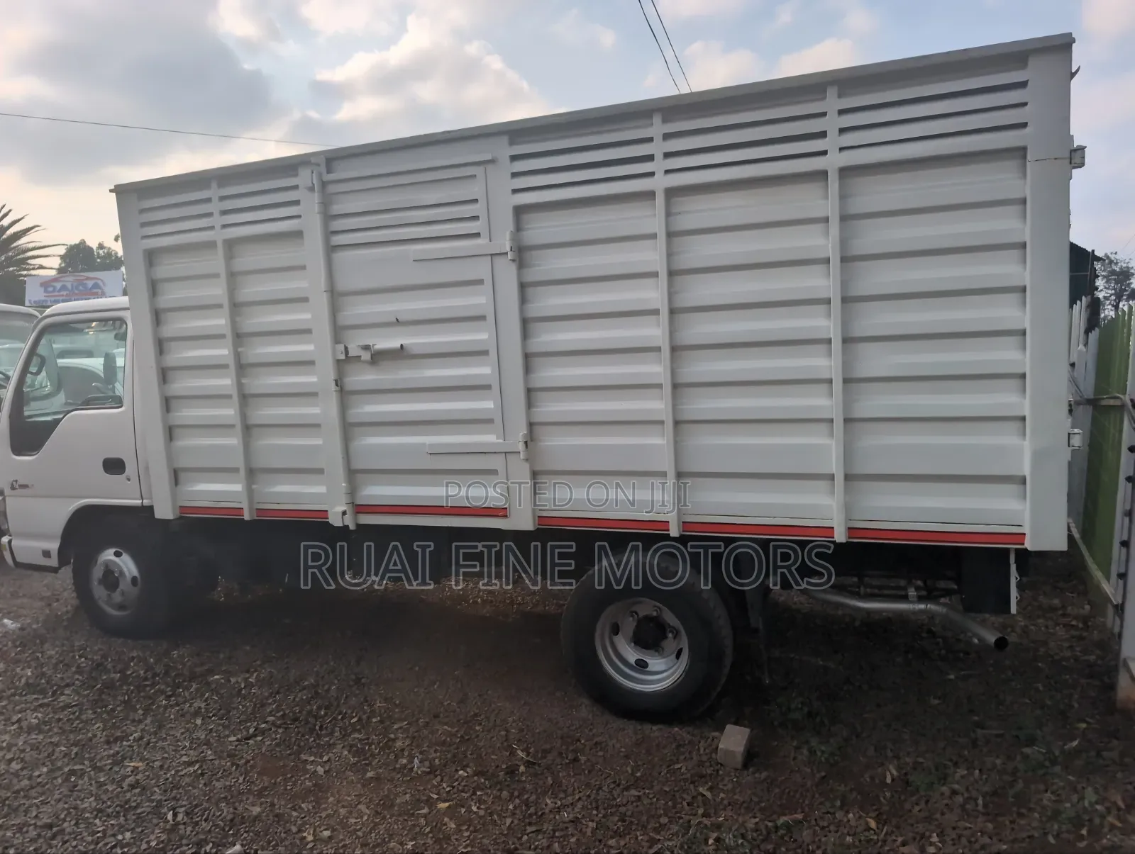 Isuzu NMR 2020 White