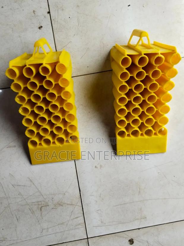 Plastic Wheel Chocks, Plastic Wheel Stoppers - thumbnail 2