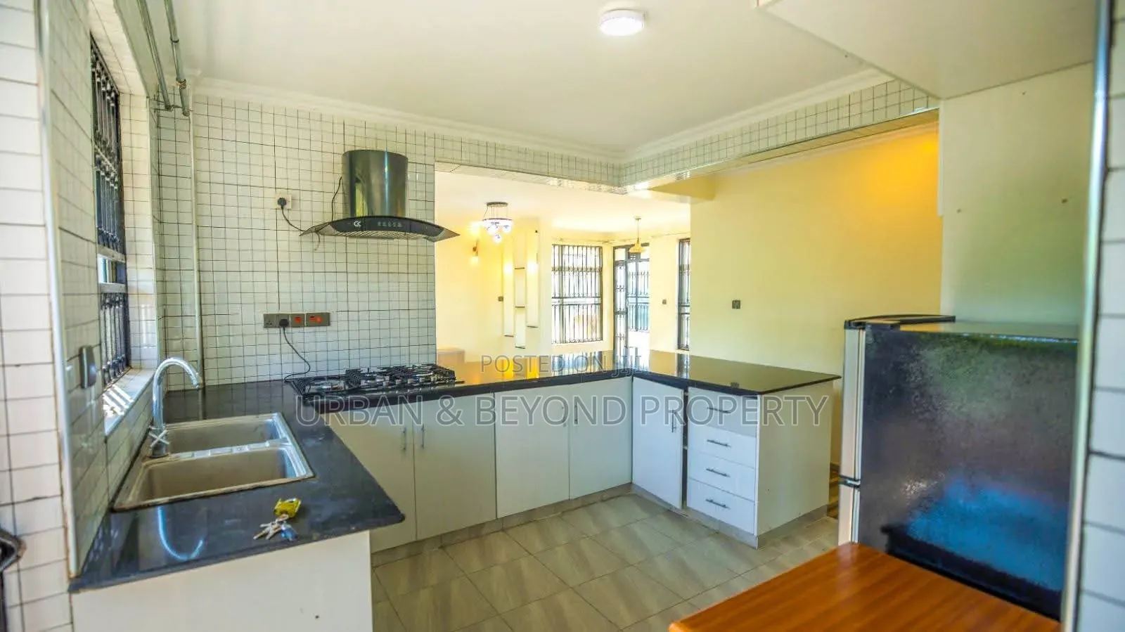 3bdrm Maisonette in Karai for rent