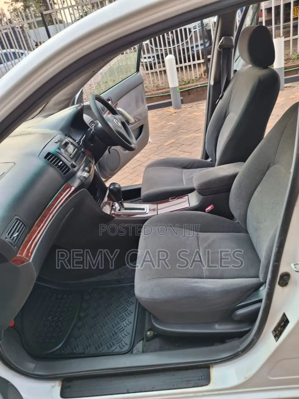 Toyota Premio 2002 White