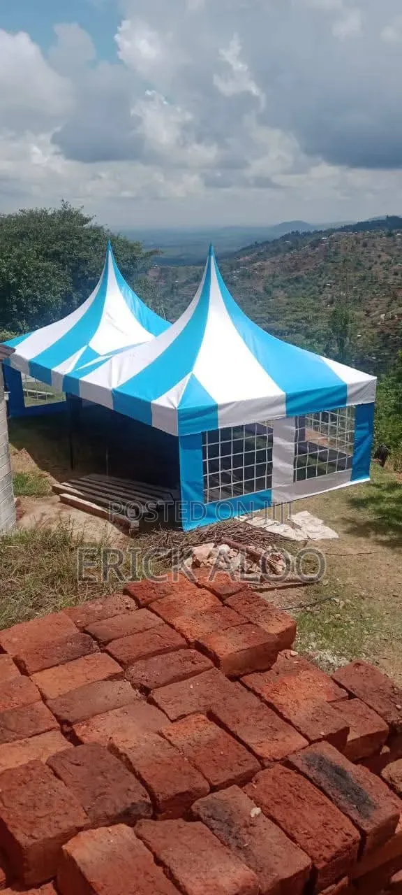 100 Sitter Tents